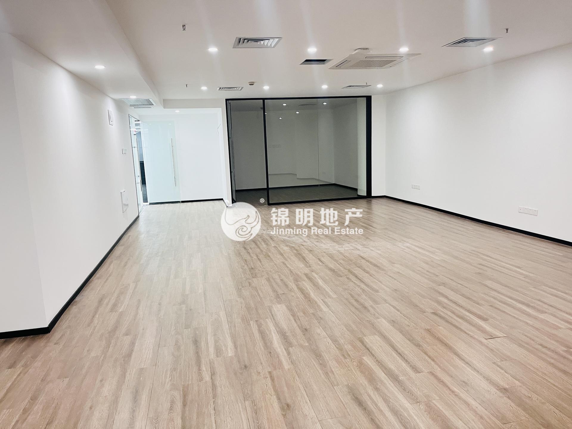 静安寺环球世界大厦68平米写字楼出租